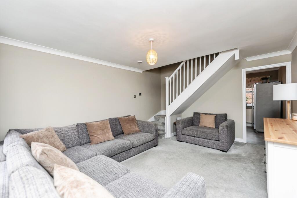 Park Close, Wakefield, WF4 photo 4