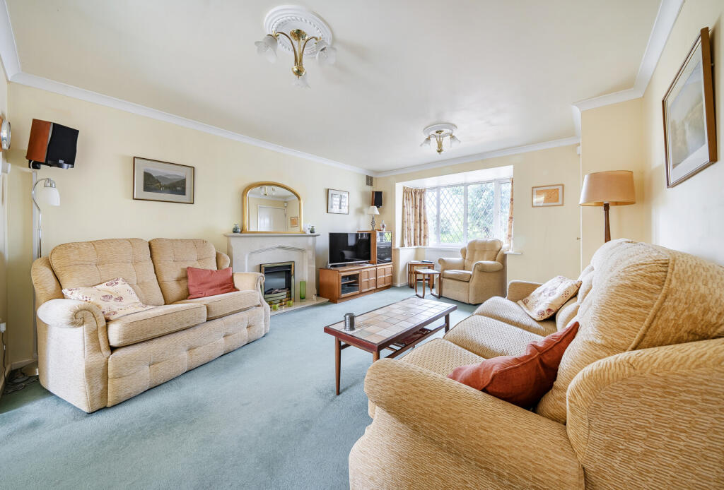 House in Bristol, Bradley Stoke - View 5