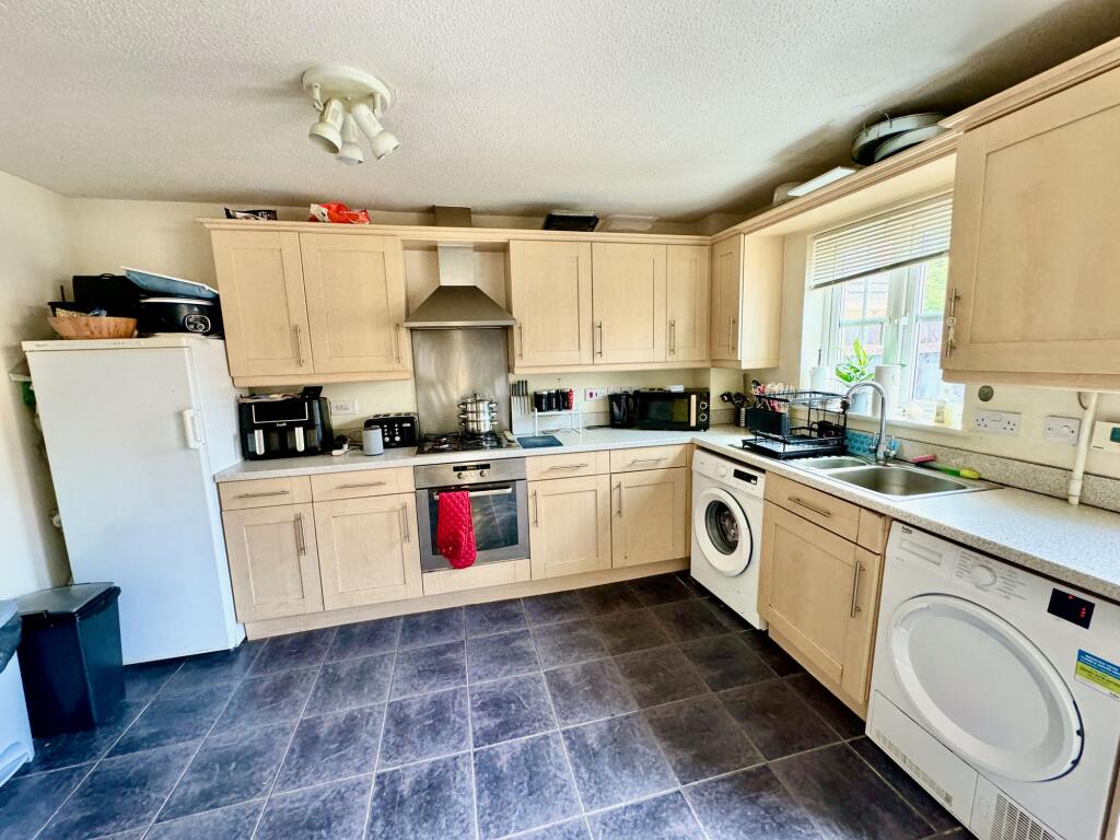 House in Crumlin, Caerphilly - More
