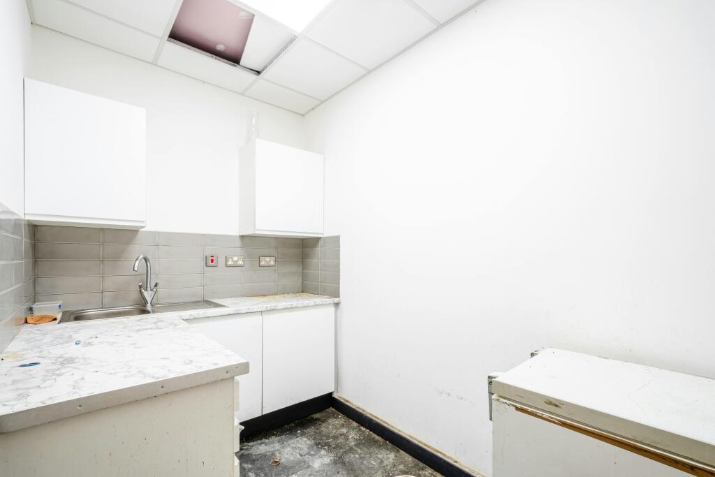 Enriques St 9  Low Res 11.jpg