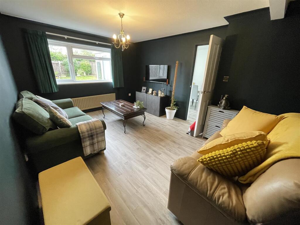 Randalls Croft Road, Wilton photo 2