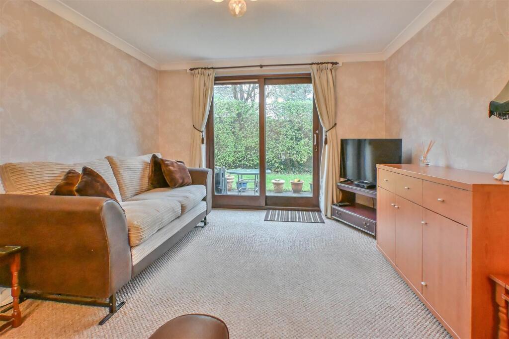 The Lawns, Uplands Road, Warley photo 4