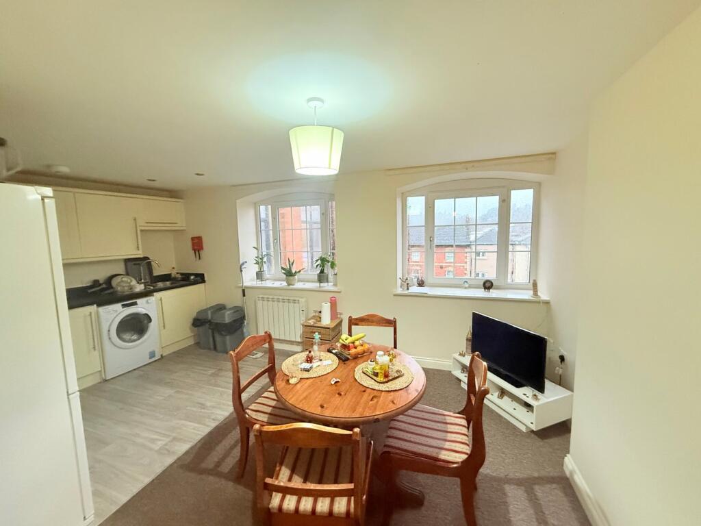 Additional image 2 of 8 Sherborne Road, Yeovil, BA21