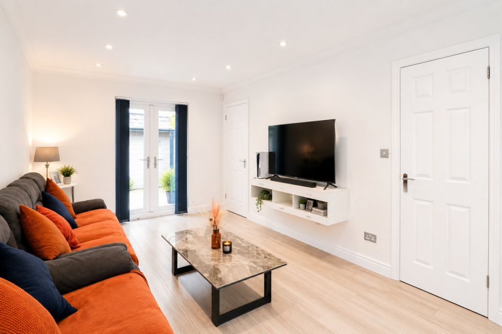 House in Northampton, West Hunsbury - View 2