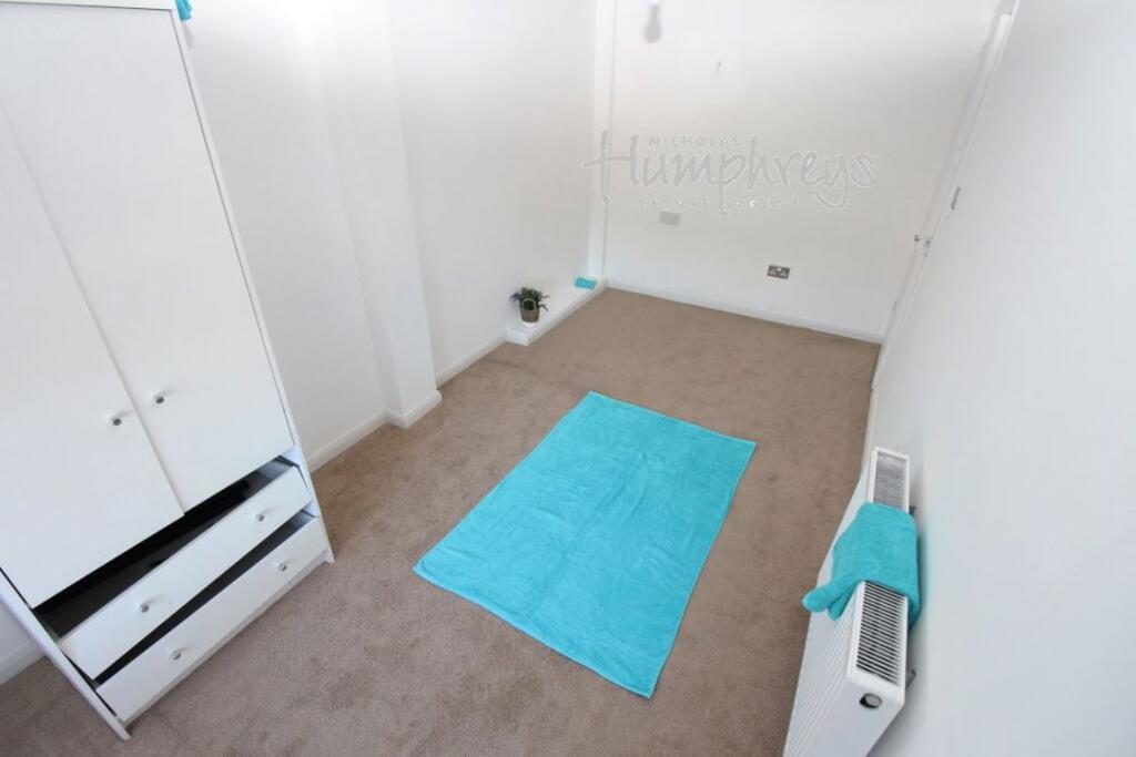Apartment in Birmingham - More