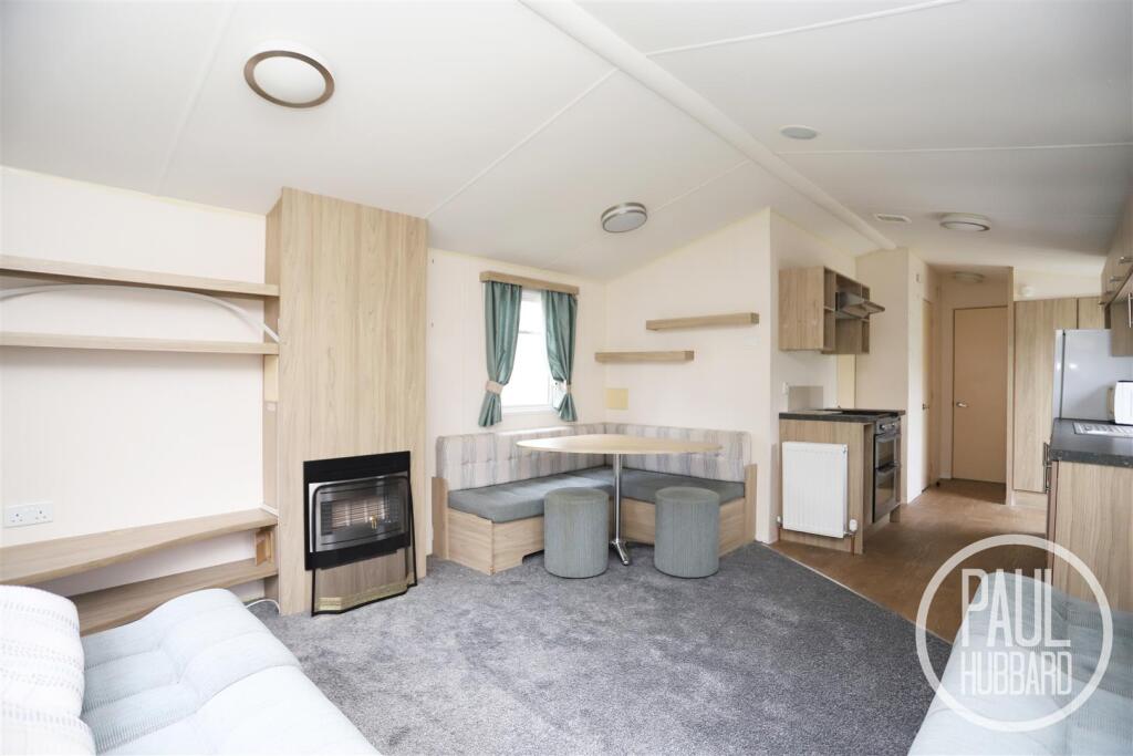 Avonmore, Tingdene, North Denes Holiday Park photo 4