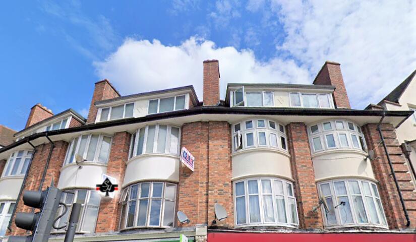 Main image of property: FINCHLEY LANE, HENDON LONDON, NW4 1BN