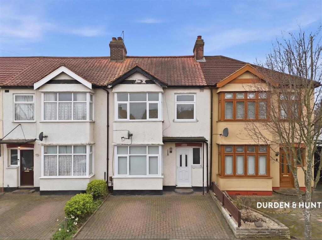 Main image of property: Great Gardens Road, Hornchurch, RM11
