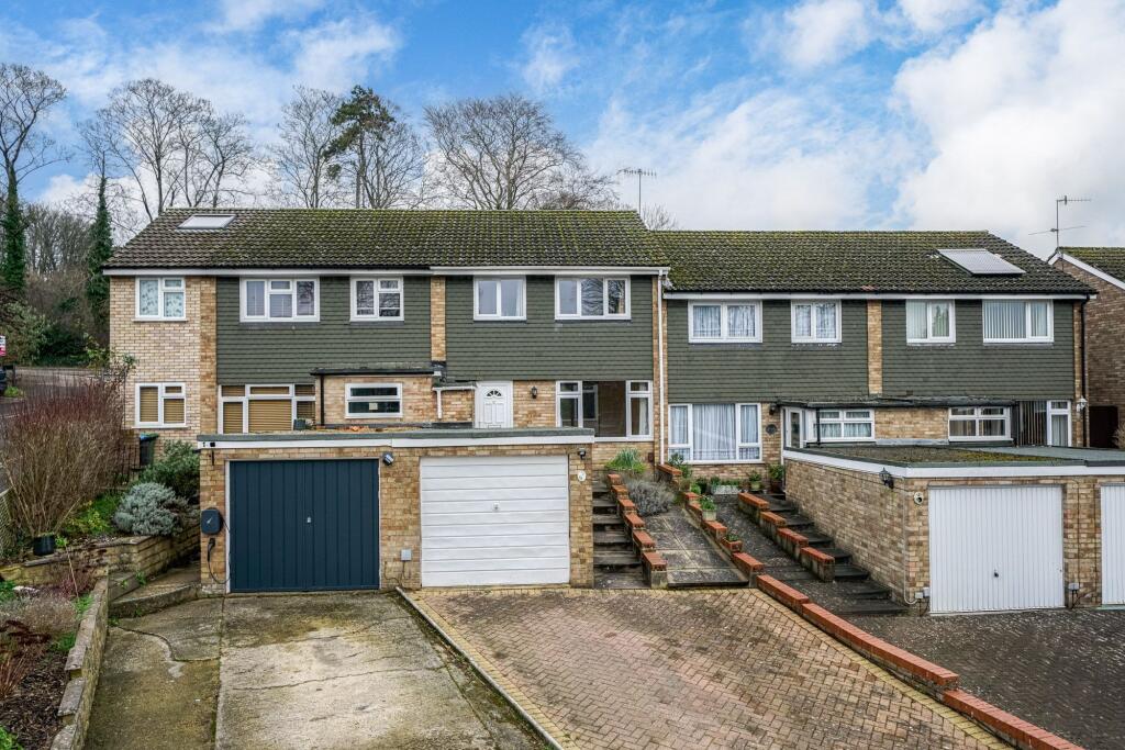 Main image of property: Garland Close, Hemel Hempstead, HP2