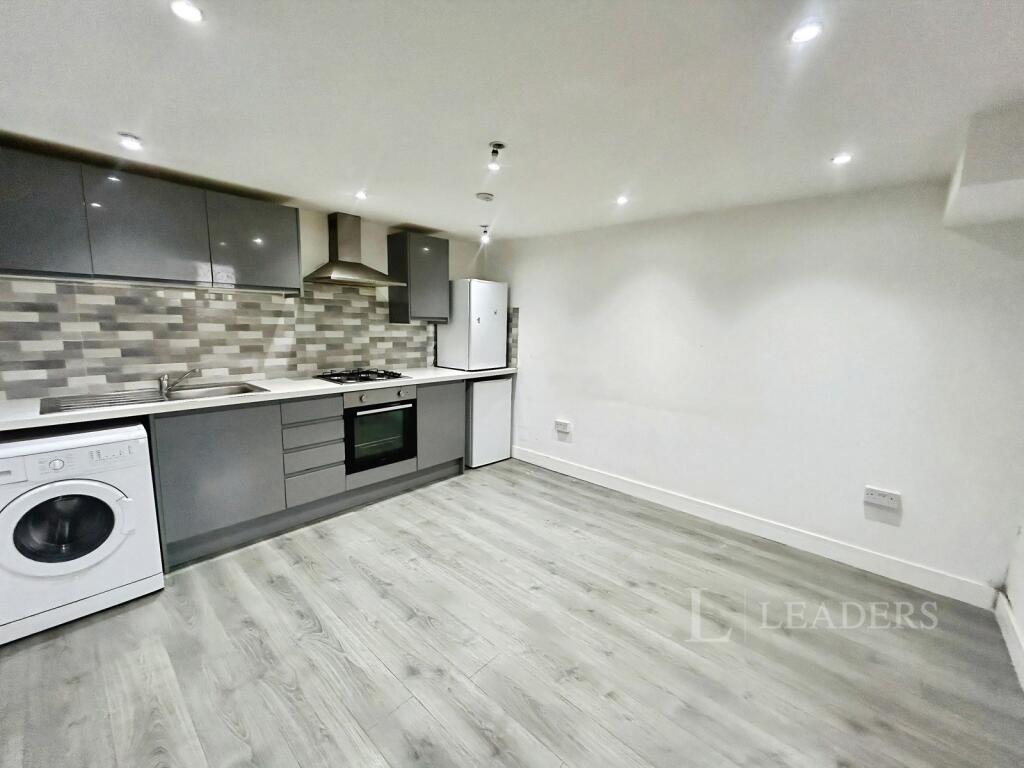 Main image of property: Rothesay Road, Luton, Bedfordshire, LU1