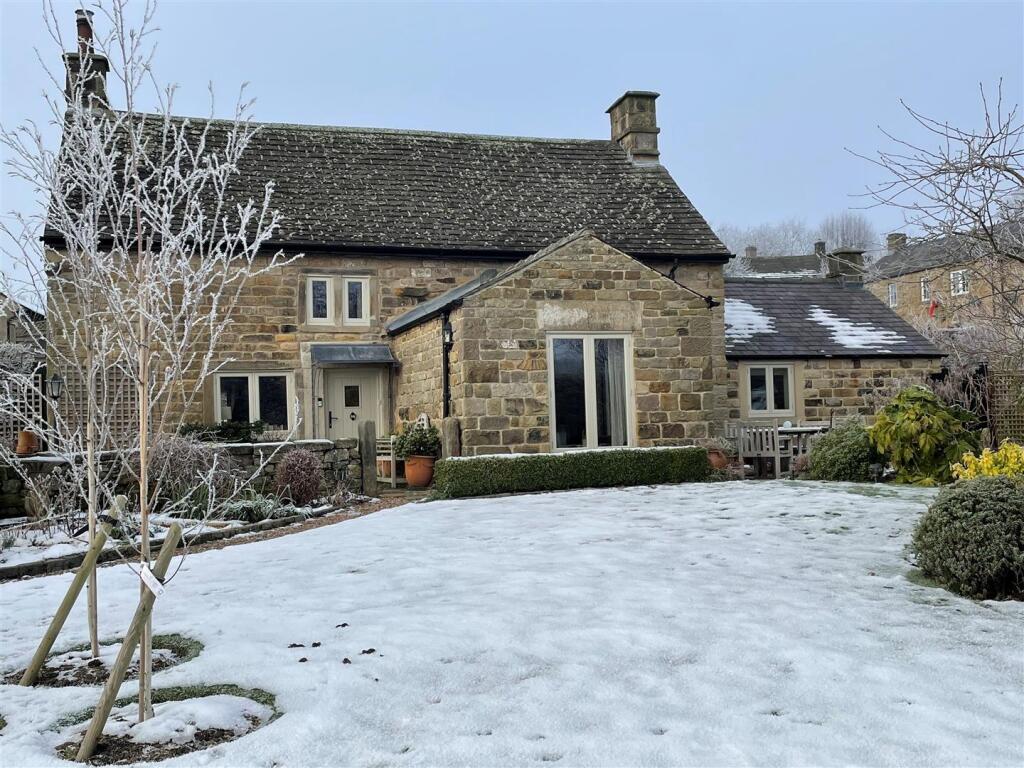 Main image of property: Eaton Hill, Baslow, Bakewell