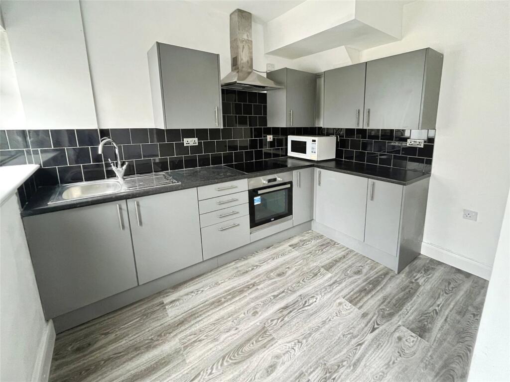 Fourth Avenue, Forest Town, Mansfield - View 2