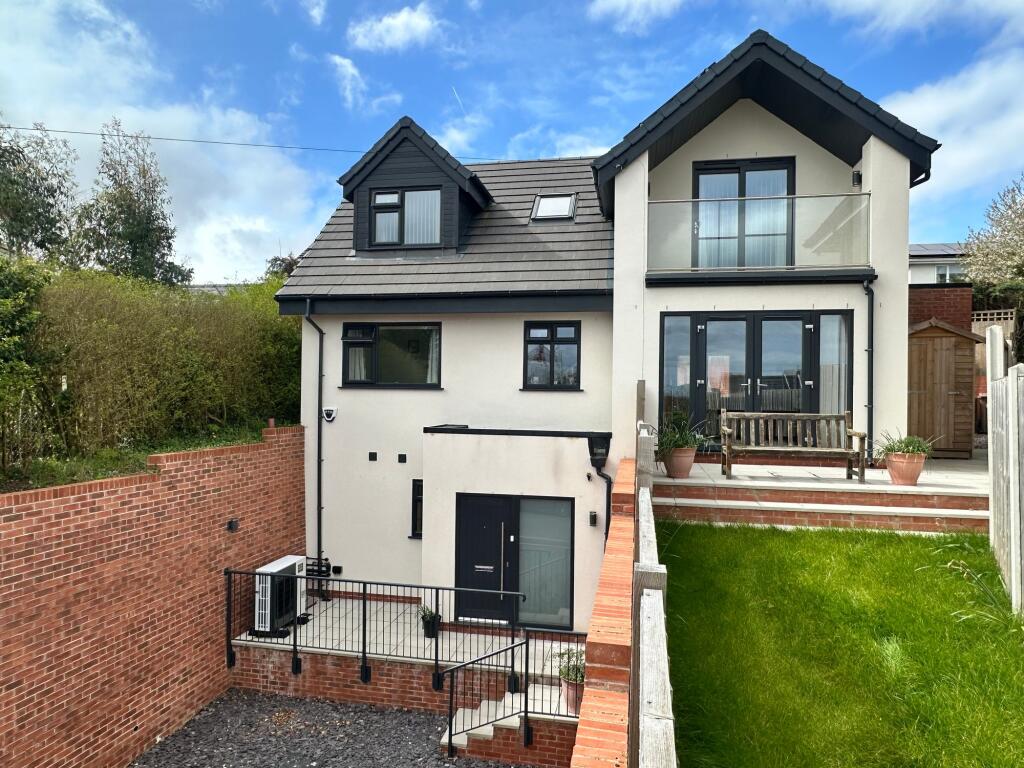 Main image of property: Hillside Road, Heswall, CH60