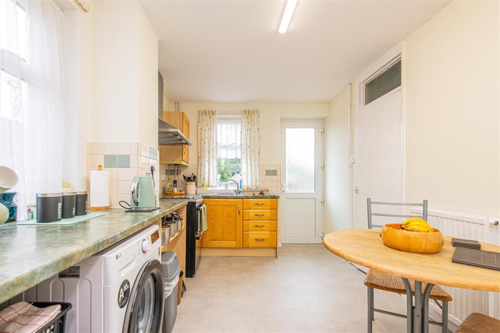 House in Rushden, North Northamptonshire - View 5