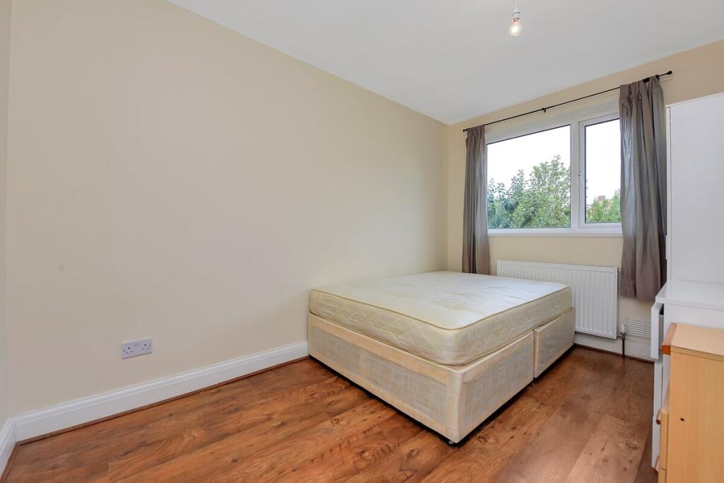 4 bedroom terraced house for rent