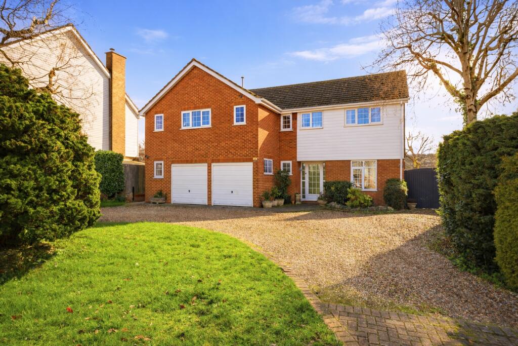 Main image of property: Holywell Road, Studham, Dunstable, Bedfordshire, LU6