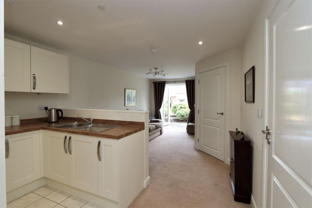 Brooklands House, Eccleshall Road, Stafford, ST16 photo 3
