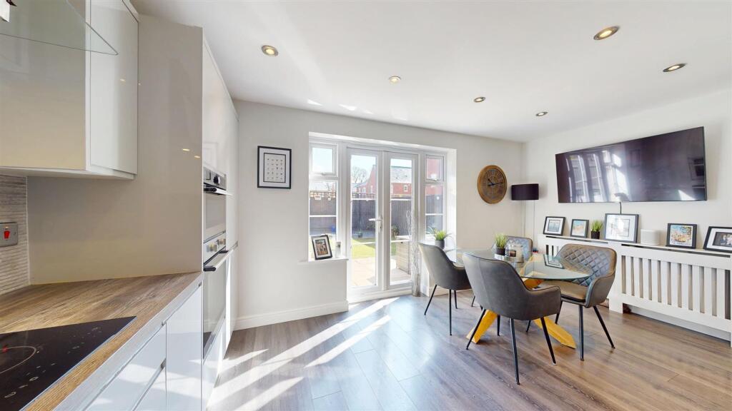 House in Llandudno, Ruthin - View 5