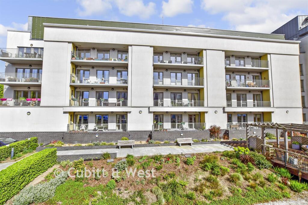 Main image of property: South Parade, Southsea, Hampshire
