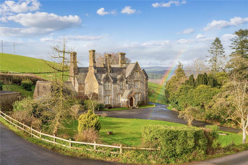 Main image of property: Plymouth Road, Totnes, Devon, TQ9