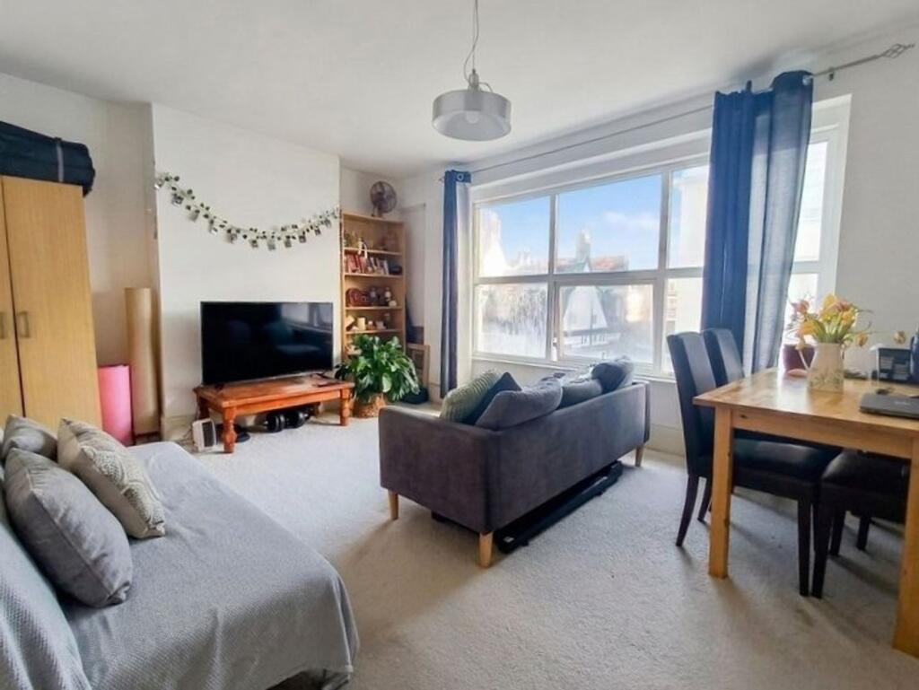 Main image of property: Ballards Lane, London, N12