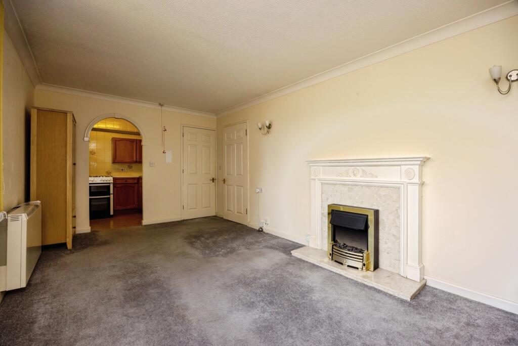 Apartment in Guildford - View 4