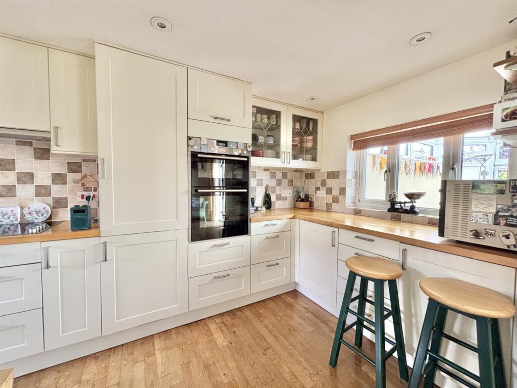 House in Salisbury - View 3