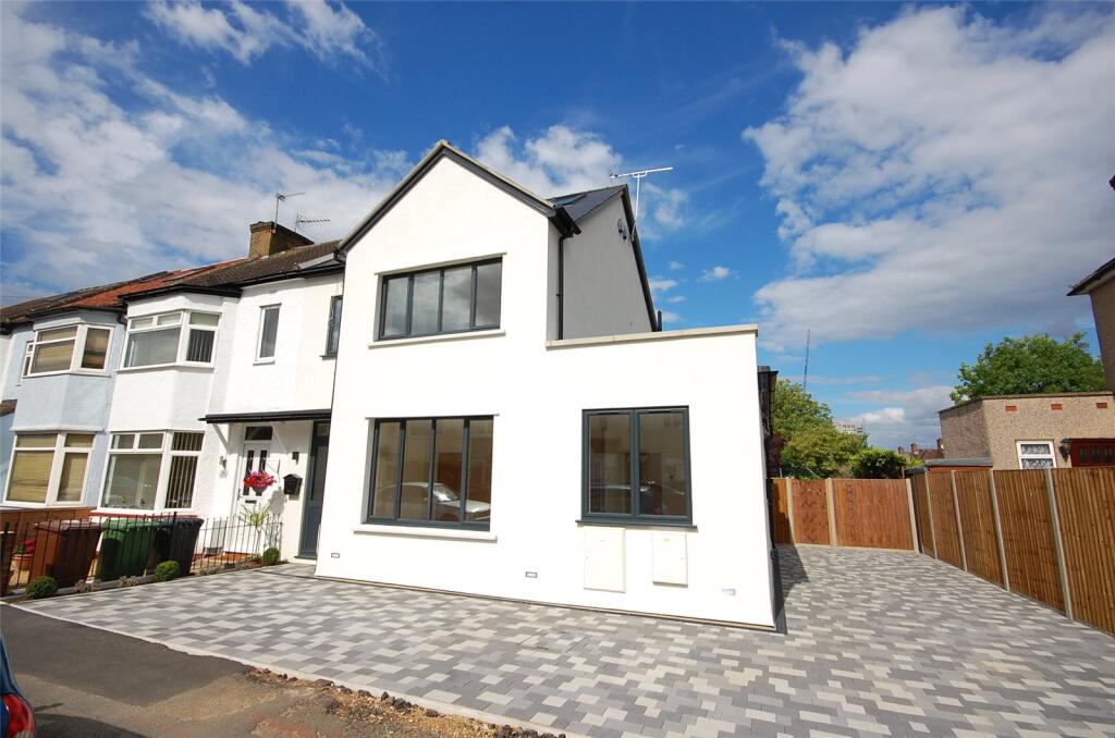 Main image of property: Clarendon Road, Borehamwood, Hertfordshire, WD6