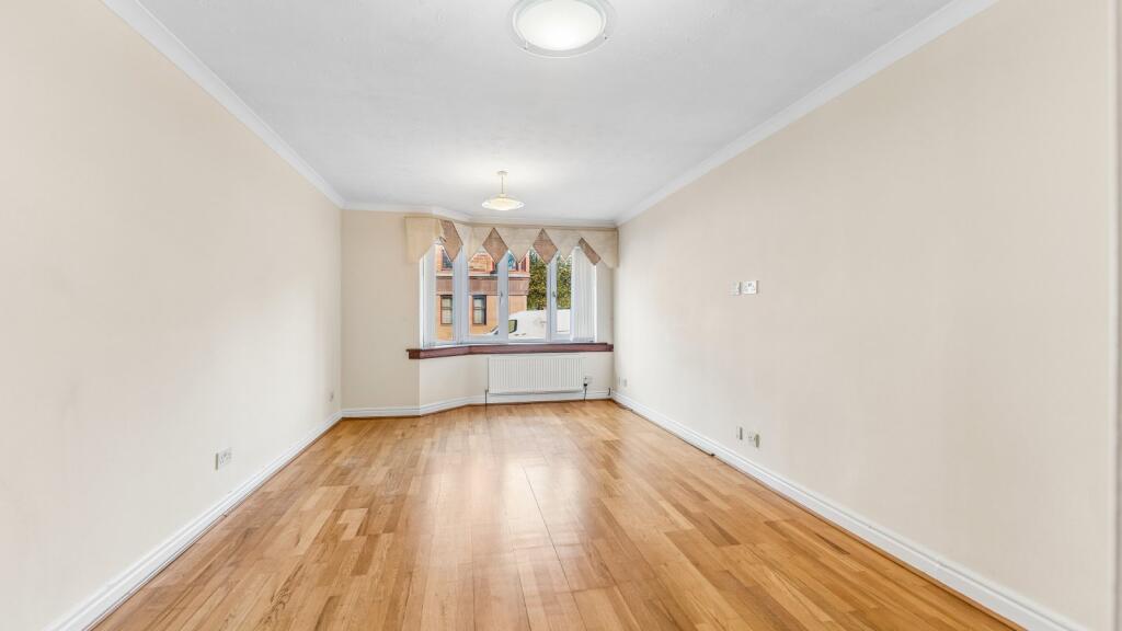 Apartment in Glasgow, Thornwood, Broomhill - View 2