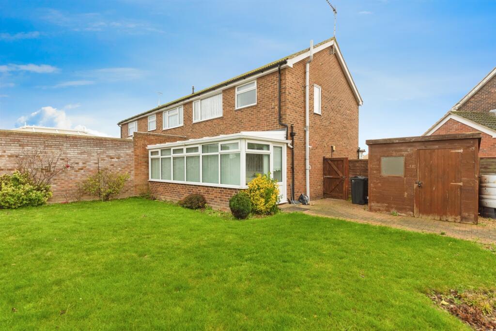 Tudor Close, Clacton-On-Sea - View 2
