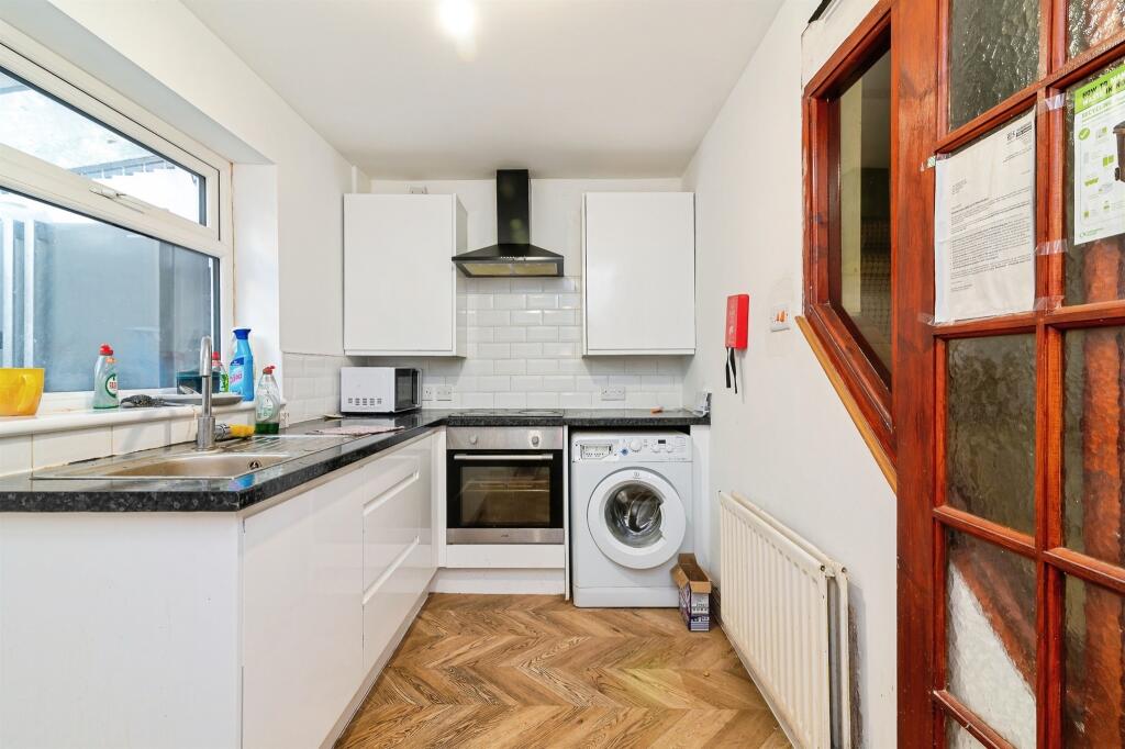 House in Nottingham, Hockley, St Ann's - View 5