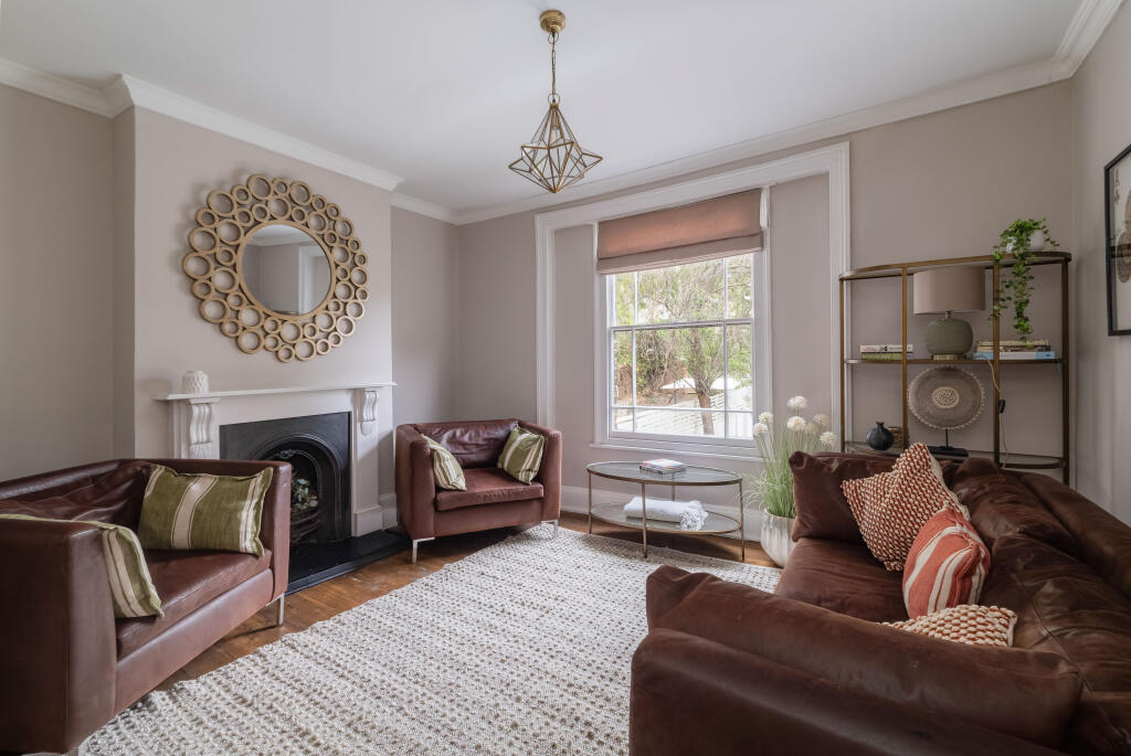 Main image of property: Ashburnham Place, London, SE10