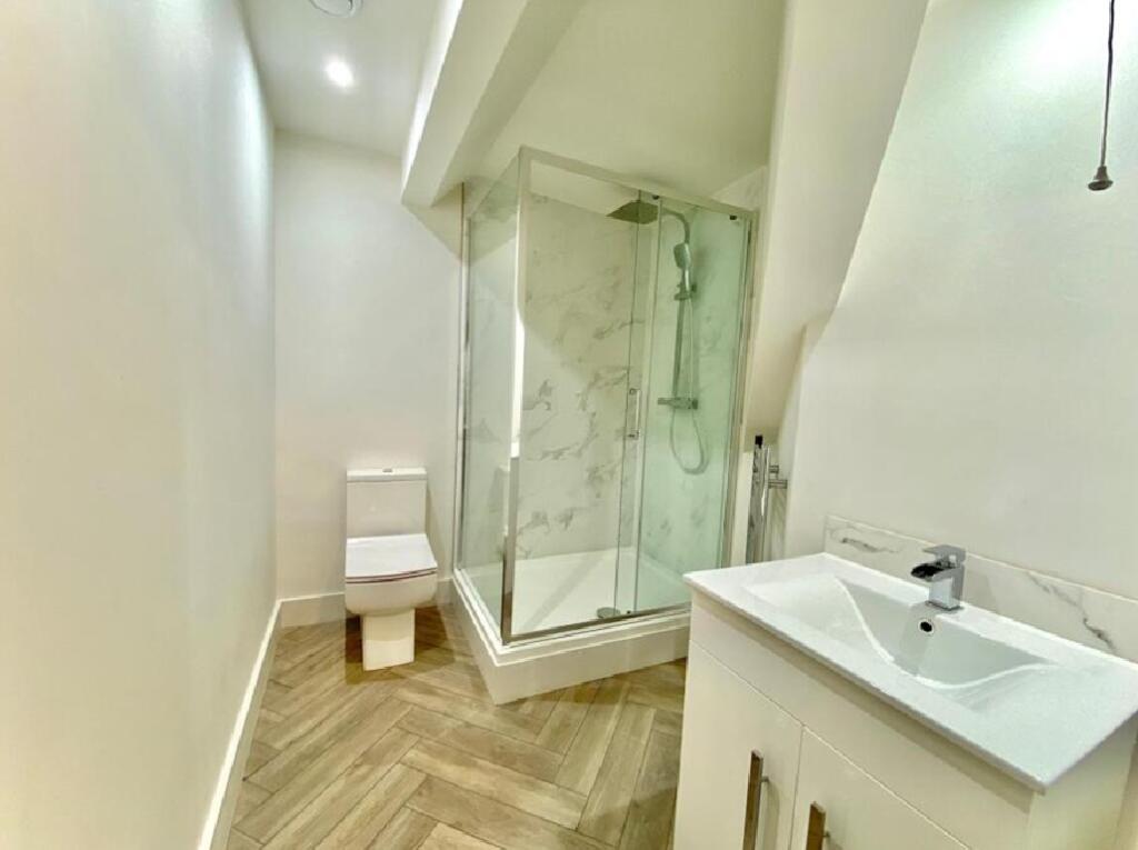 Apartment in Cardiff - View 4