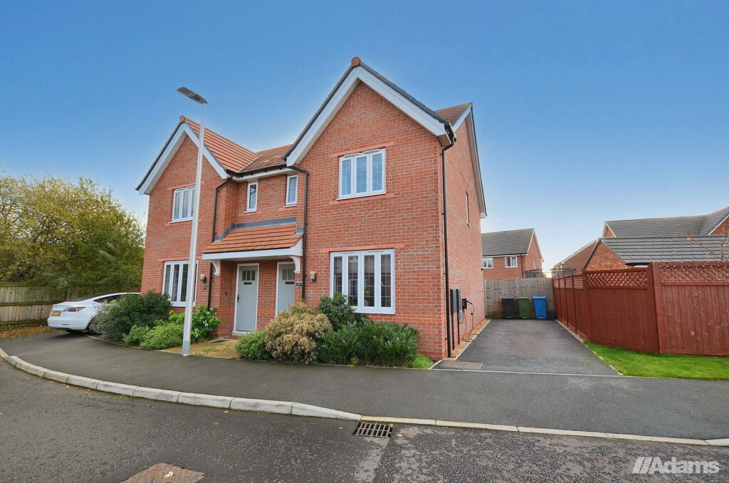 3-bed semi-detached on St.Neots Place, Sandymoor, £270,000