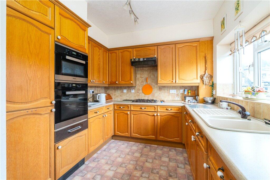 Apartment in Bradford, Ilkley - View 4