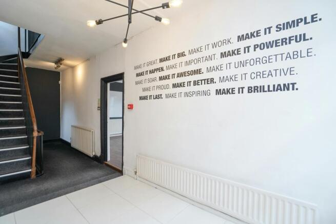 Tavistock St & Claren St - Upstairs office space-17.jpg