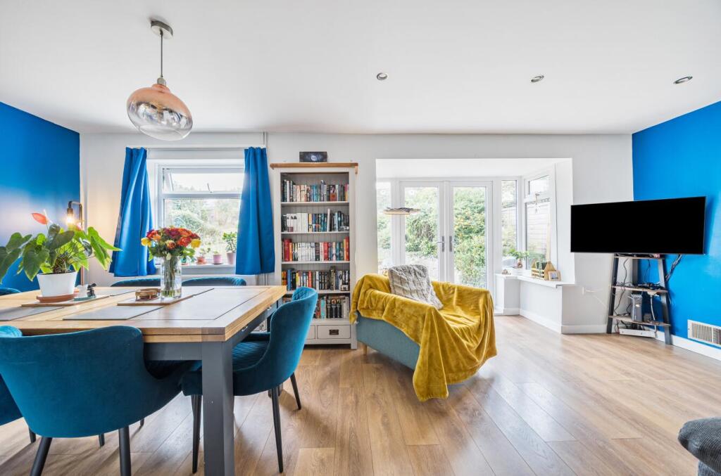 Brakspear Drive, Corsham - View 3