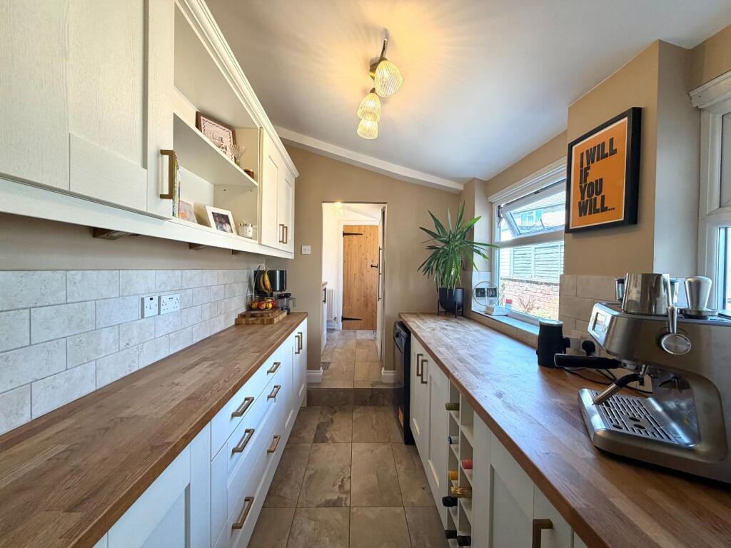 House in Earls Barton - View 4