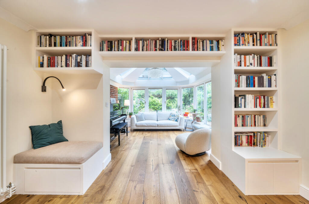 House in Oxford, Headington - View 3