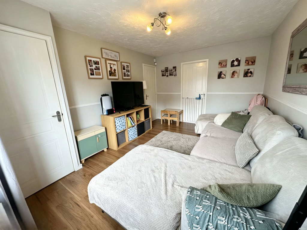 House in Sandwell, West Midlands - View 4
