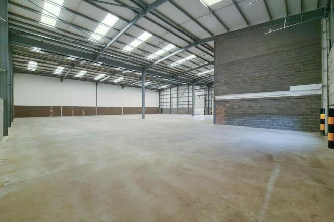 9-WAREHOUSE_0.1-3.jpg
