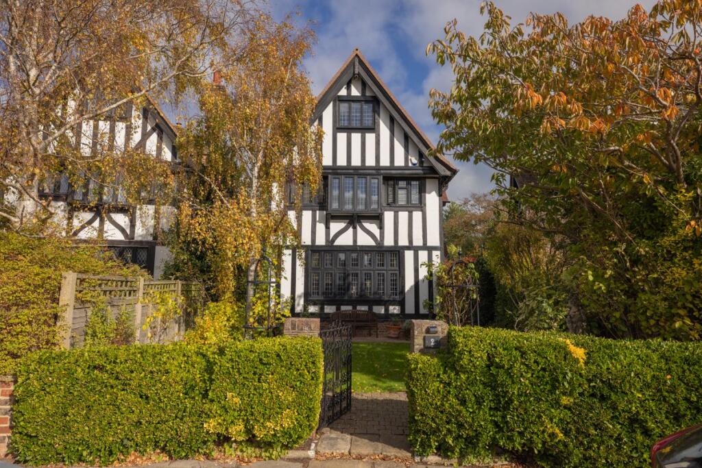 Main image of property: Old Town, Eastbourne