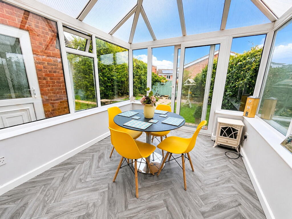 House in Dudley - View 5