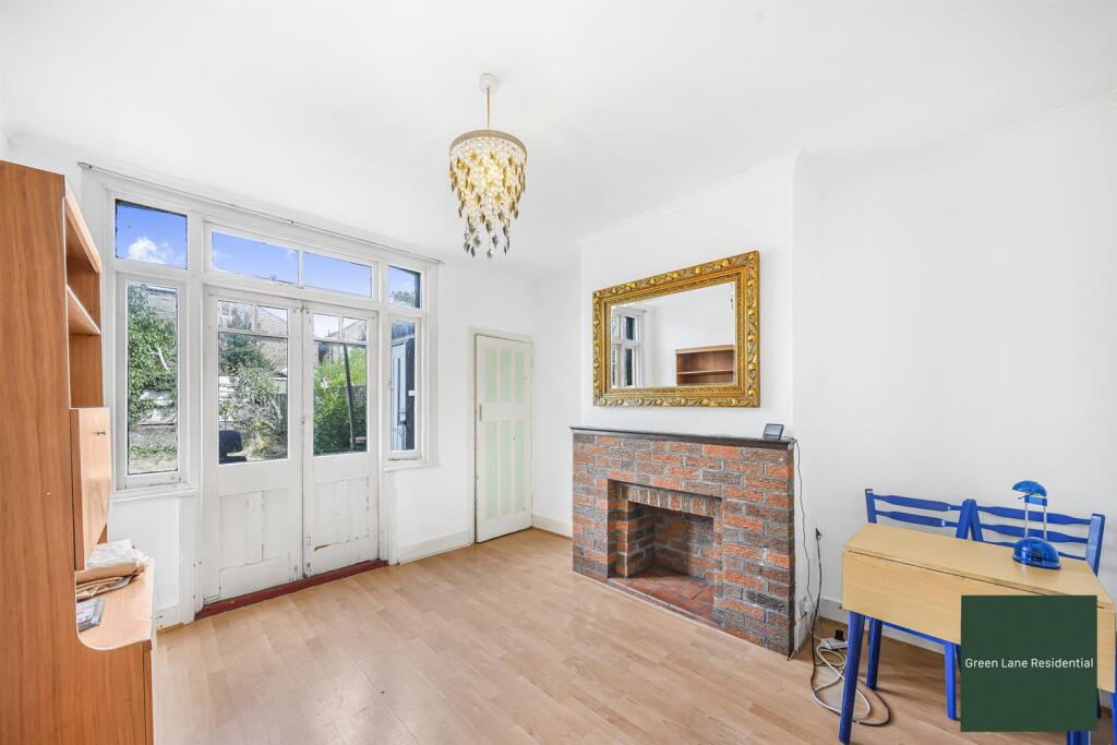 House in Ilford - View 5