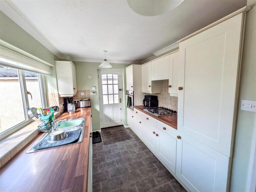 House in Portsmouth - View 2