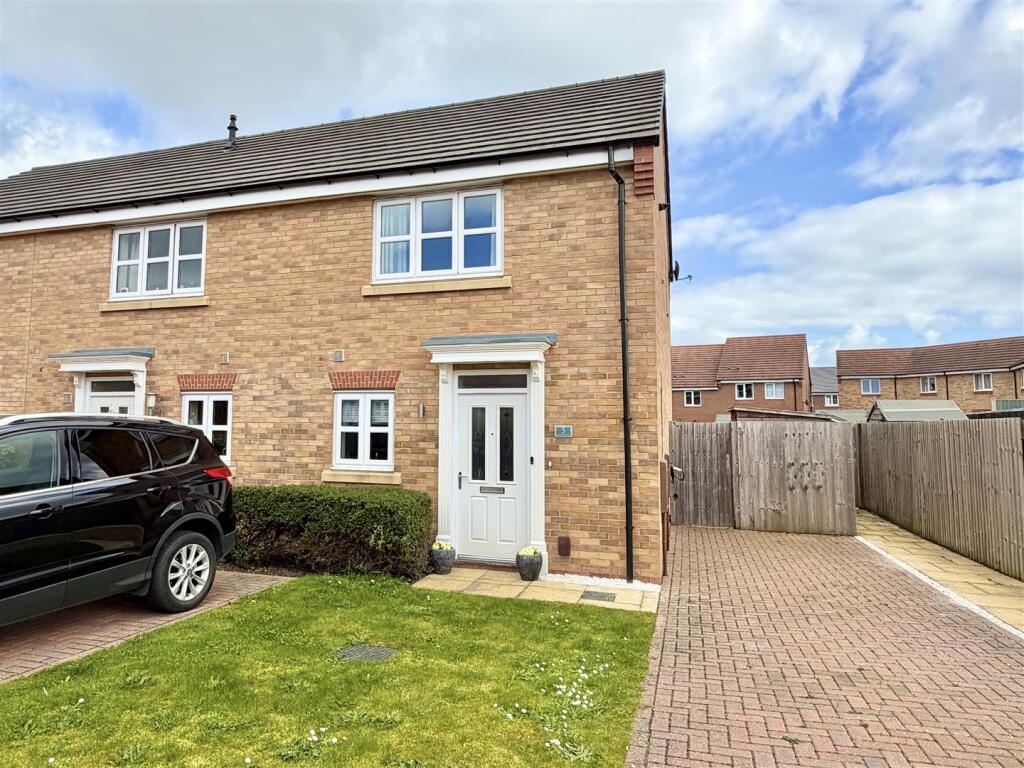 Main image of property: 5 Wilde Meadow, Shrewsbury, SY2 6LX