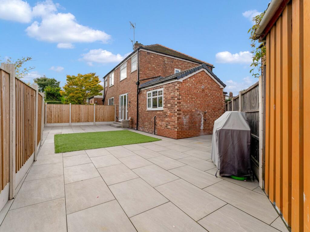 House in Warrington - View 4