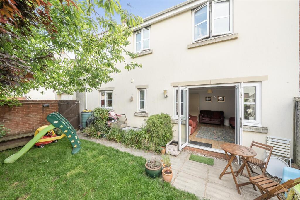 17, Redvers Way, Tiverton photo 4