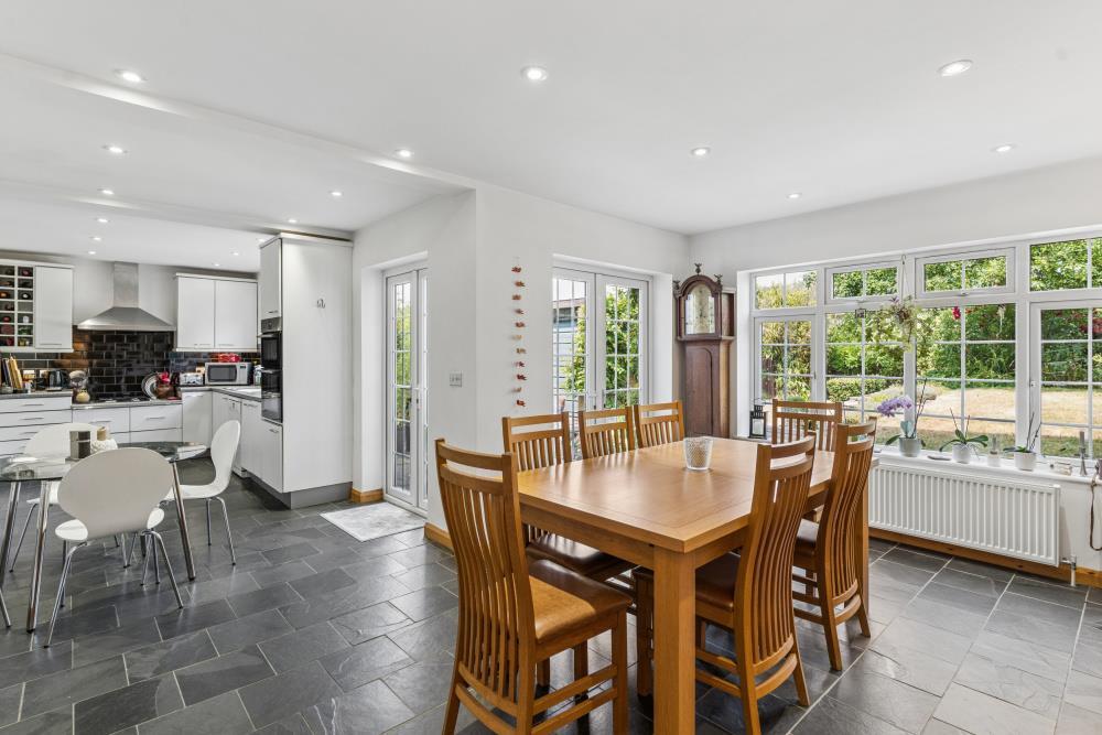 Main Road, Shutlanger, Towcester - View 3