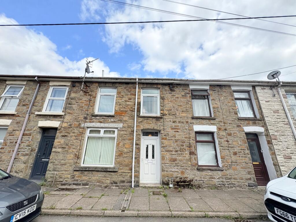 Main image of property: High Street, Pontycymer, Bridgend